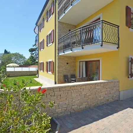 Elia-1 Apartment Savudrija