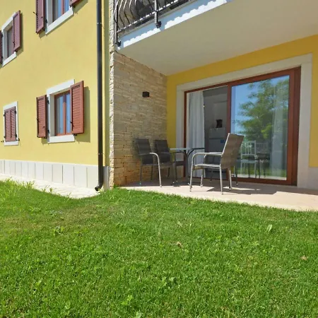 Elia-1 Apartment Savudrija